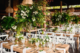 Wedding Greenery Guide: How to Choose Greenery for Bouquets, Centerpieces & Arches