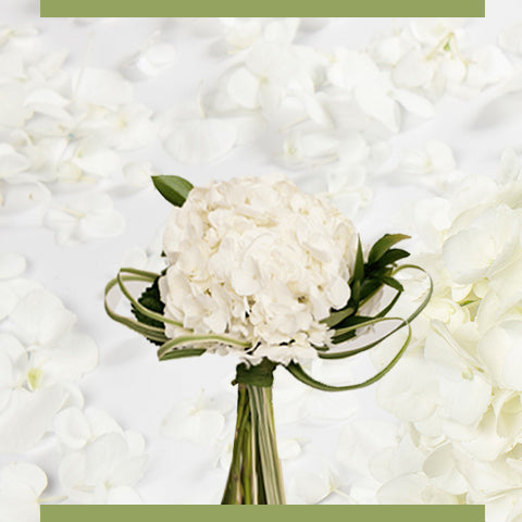 DIY Hydrangea Centerpiece + Bouquet