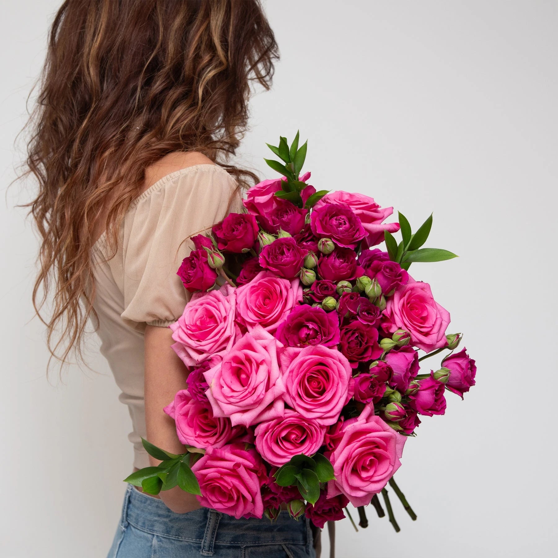 30 Roses Spray Spray Roses – Bloomingmore