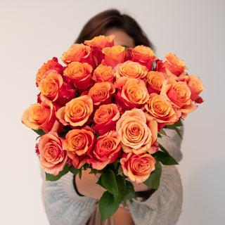 España Roses Orange roses - fresh-cut roses by Bloomingmore - ideal for weddings and floral events