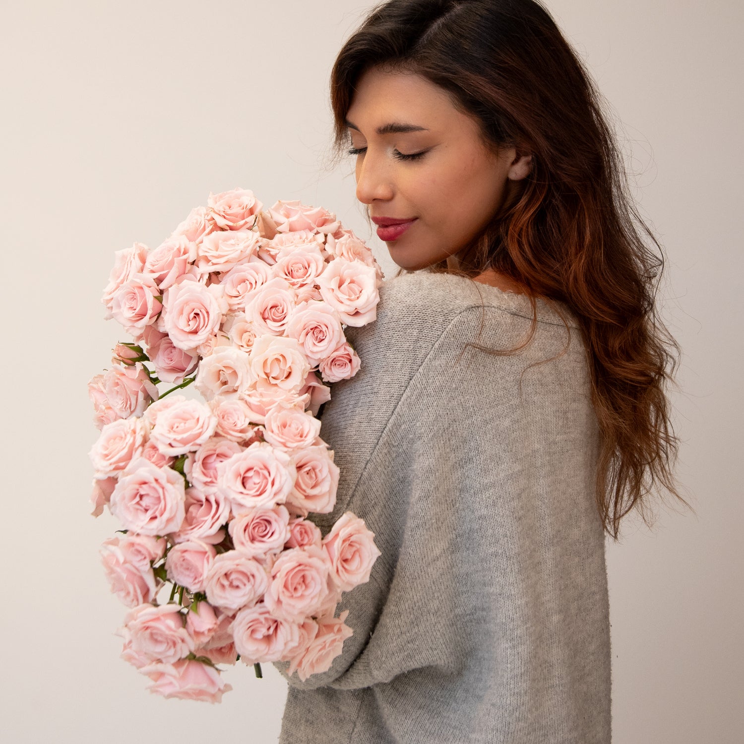 spray rose vs garden rose Light Pink Spray Roses 60