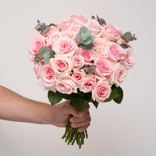 Opulent Blossom Bouquet - Pink Pink flowers - fresh-cut flowers by Bloomingmore - ideal for weddings and floral events