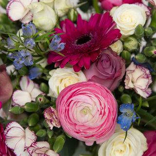 Pink Array Bouquet Pink flowers - fresh-cut flowers by Bloomingmore - perfect for gifting or decoration
