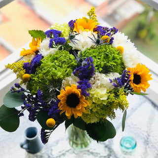A Cheerful Invite Bouquet A flowers - fresh-cut flowers by Bloomingmore - ideal for weddings and floral events