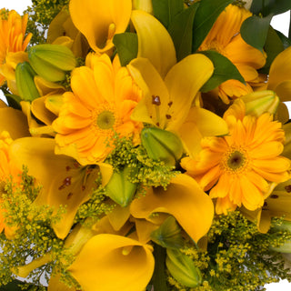 Golden Bloom Bouquet Yellow flowers - fresh-cut flowers by Bloomingmore - ideal for weddings and floral events