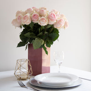 Lorraine Roses Pink roses - fresh-cut roses by Bloomingmore - ideal for weddings and floral events