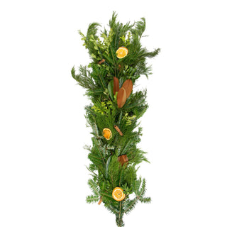 Orange Spice Garland Orange flowers - fresh-cut flowers by Bloomingmore - perfect for gifting or decoration