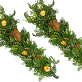 Orange Spice Garland Orange flowers - fresh-cut flowers by Bloomingmore - perfect for gifting or decoration