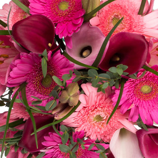 Pink Emma Bouquet Pink flowers - fresh-cut flowers by Bloomingmore - perfect for gifting or decoration