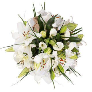White Blossom Bouquet White flowers - fresh-cut flowers by Bloomingmore - perfect for gifting or decoration